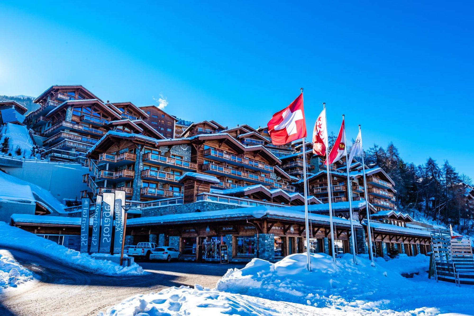 Nendaz 4 Vallees & Spa 4* Superior Bagian luar foto